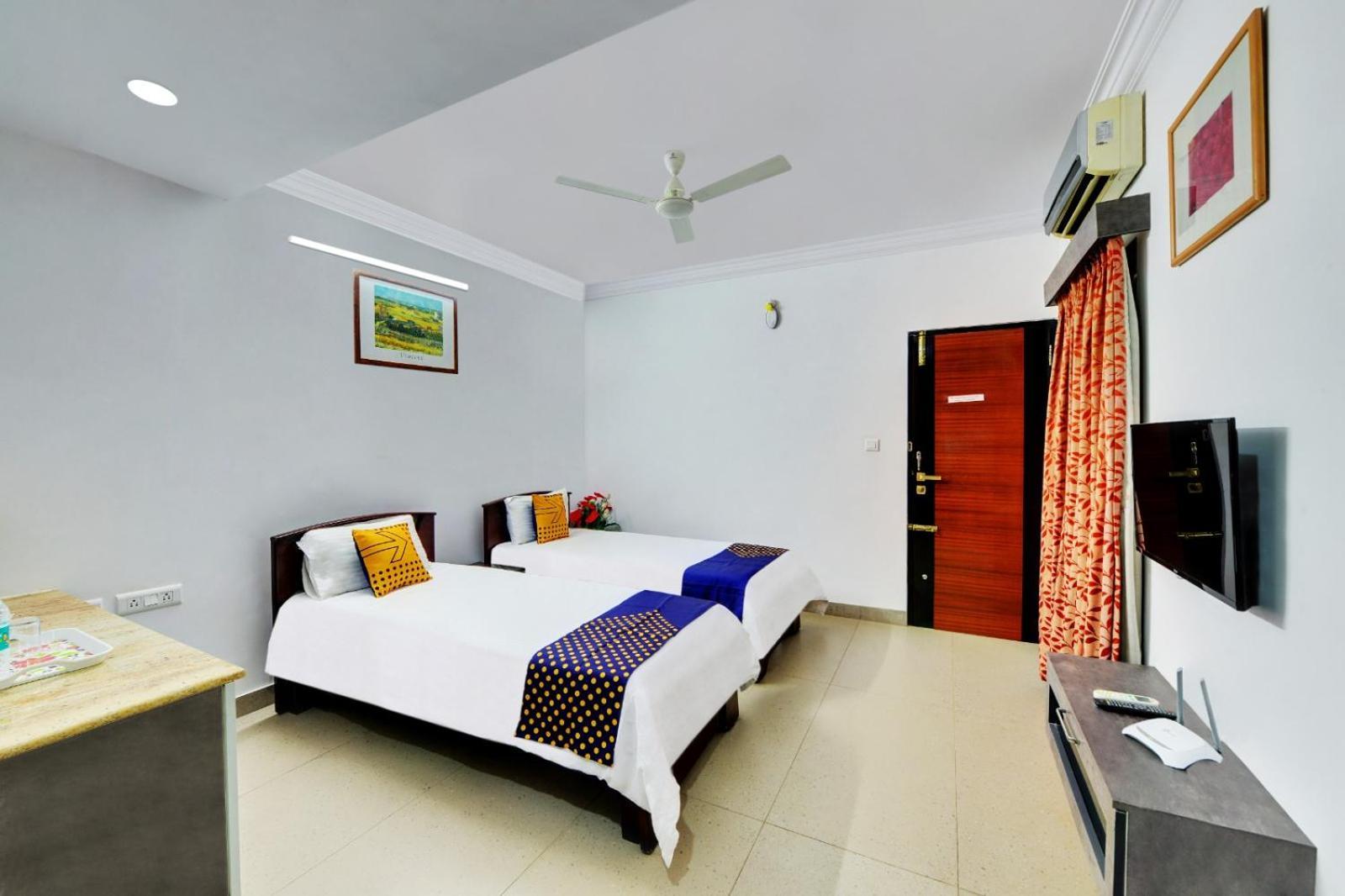 Yahweh Suites Bangalore Exterior foto